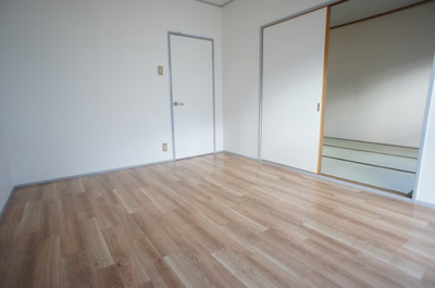 【洋室】 | プリンスハイツＥ