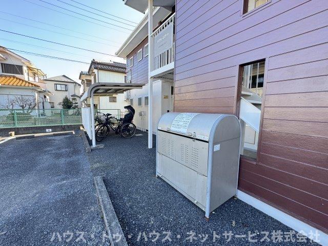 パステル・エステートのその他