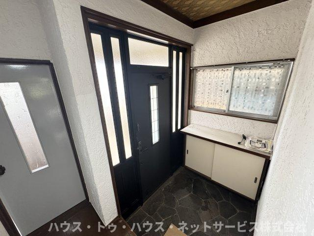 五香南2丁目一戸建の玄関