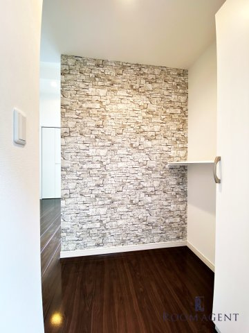 プレシオールの玄関