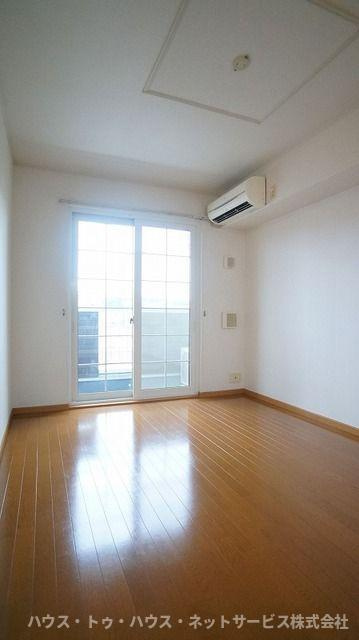 ピュア・キャッスルⅢの居間・リビング