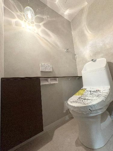 立川市錦町１丁目の中古マンションのトイレ