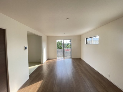 【居間・リビング】 | 糸満市真壁　第2（全4棟）3号棟 | ※同仕様写真です