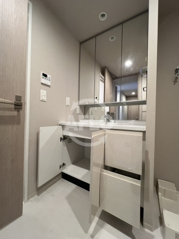 ブランズタワー梅田Northの独立洗面台|ブランズタワー梅田North（ブランズタワー梅田ノース）　独立洗面台