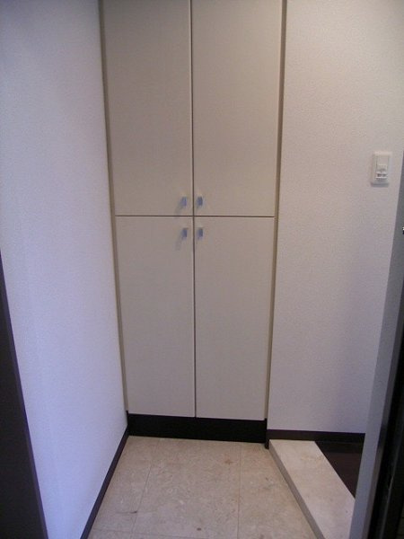 新品家具付きマンション高円寺北20(KaGood東京)の玄関