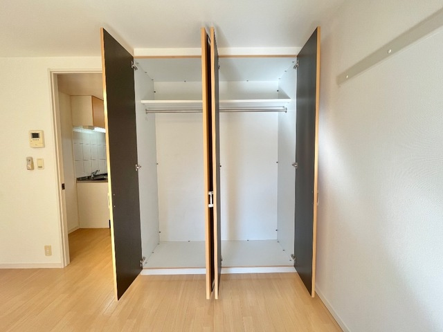 エル・アールの収納|クローゼット