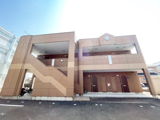 エル・アールのエントランス