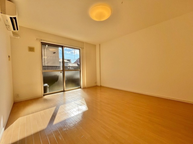 エル・アールの居間・リビング|洋室