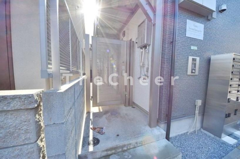 グラード練馬春日町のエントランス