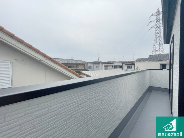 京都市伏見区桃山南大島町　第1期　新築一戸建てのバルコニー|日当たりのよいバルコニー！お部屋が開放的に！
