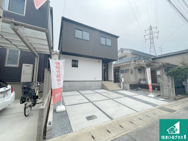 京都市伏見区桃山南大島町　第1期　新築一戸建ての外観|安心の10年保証！外観を美しく保ち、雨水で汚れを落とします！気になることがありましたら、お気軽にお問い合わせください！