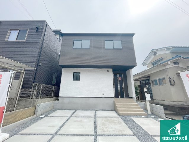 京都市伏見区桃山南大島町　第1期　新築一戸建ての外観|安心の10年保証！外観を美しく保ち、雨水で汚れを落とします！気になることがありましたら、お気軽にお問い合わせください！