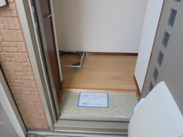 マメゾンの玄関