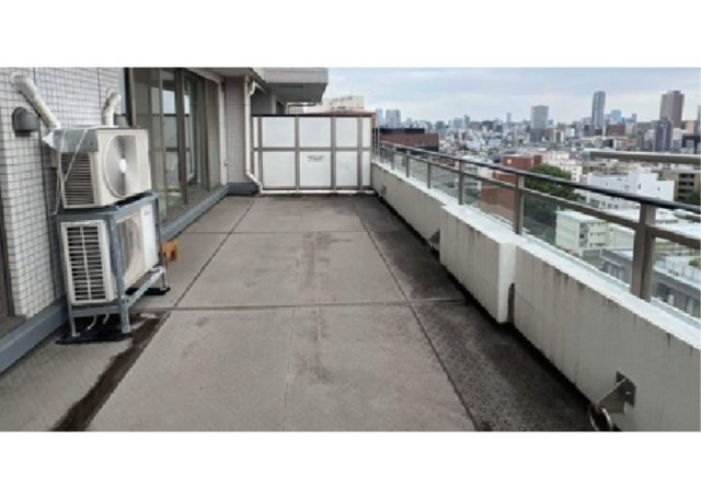 パークホームズ新宿若松町のバルコニー