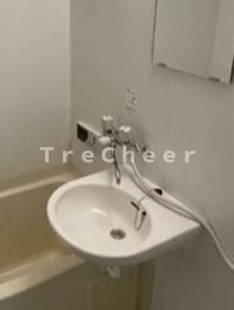 ヒルズハウスの洗面所