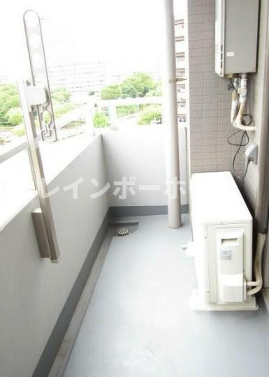 トランスパレントのバルコニー