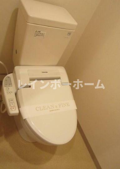 トランスパレントのトイレ