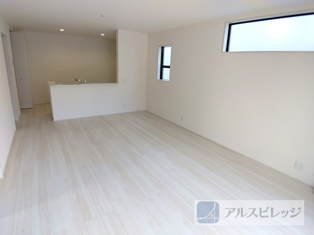 新築/清瀬市中里2丁目　第6全3区画の居間・リビング|使いやすいリビングです