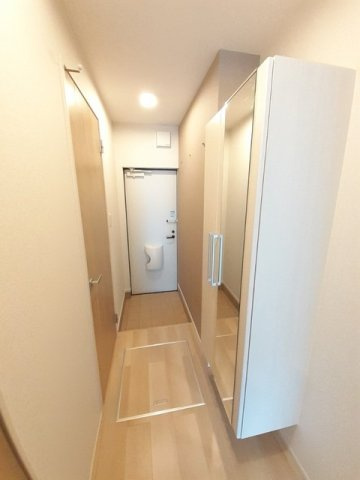 ラーゴム　Ⅰの玄関