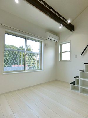 【居間・リビング】 | ハーミットクラブハウス三ツ沢南町Ⅱ