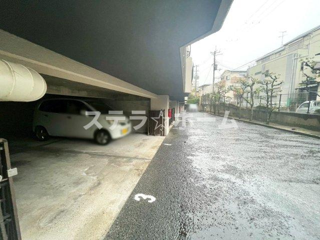 朝日プラザ東豊中2の駐車場|駐車スペースもあります