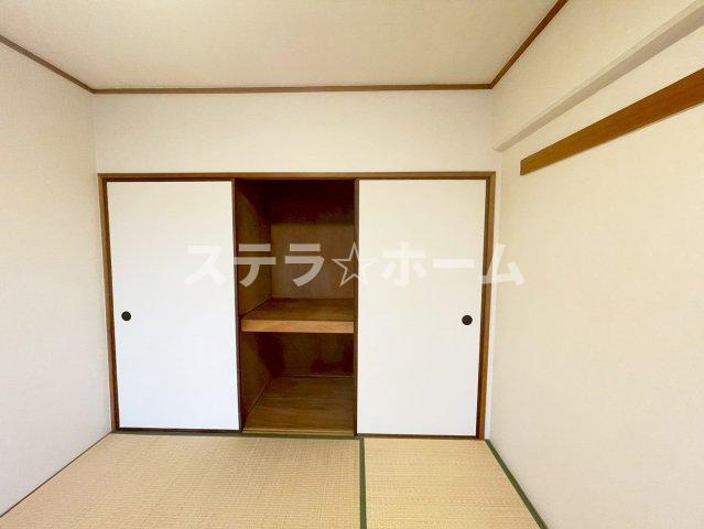 朝日プラザ東豊中2の収納|大きなものも収納できそうです