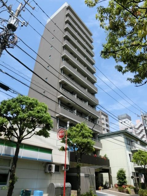 トランスパレントの外観