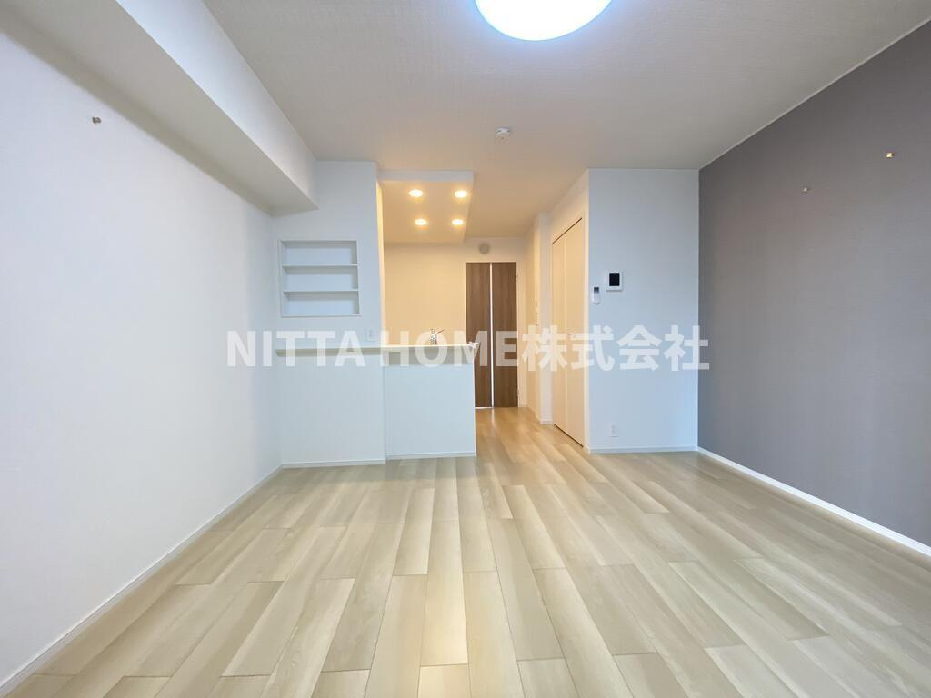 ルミエール　弥栄Ⅱの居間・リビング|キレイな室内です◆