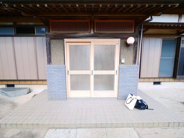 山武市島　和風中古戸建の玄関|敷地約296坪 車庫3台可能 さんむ医療センター徒歩約10分 写真はリフォーム完了時のものになります