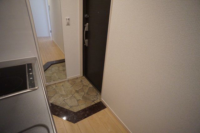 Clair逆瀬川（クレール）の玄関