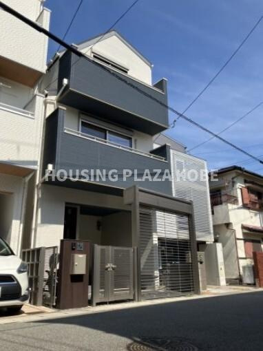 東町１丁目貸家の外観