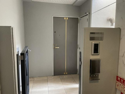 【玄関】 | プリオーレ夙川さくら道