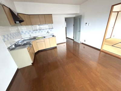 【居間・リビング】 | リバーサイド南末広六番館