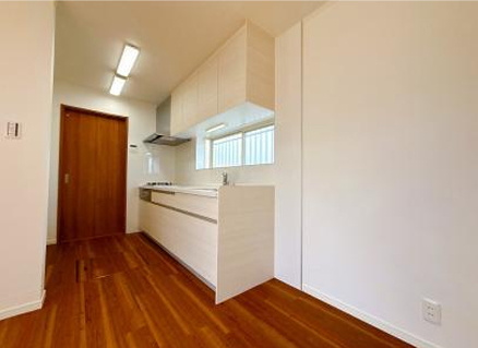 リフォーム済【再生住宅】西尾市一色町大塚惣池のキッチン