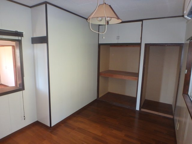 S1751H　パレスサイドヴィラ中古住宅の収納