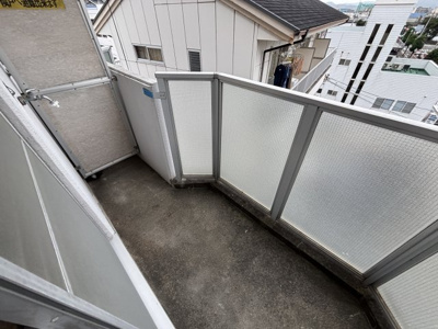 【バルコニー】 | ピース・クラージュA