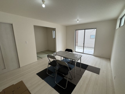 【居間・リビング】 | 糸満市真壁　第2（全4棟）1号棟 | ※同仕様写真です