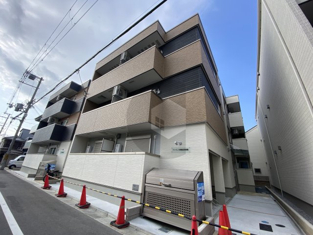 フジパレス俊徳道3番館の外観