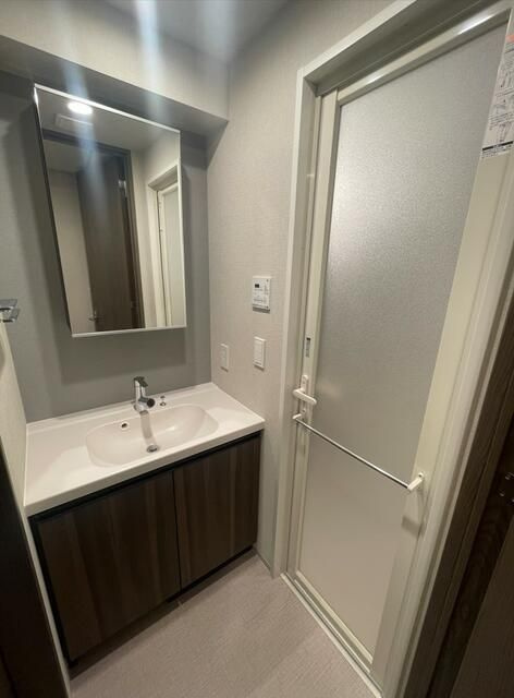 クレストコート蔵前レジデンスの独立洗面台