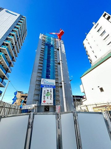 プレサンス塚本ミッドネクストの外観