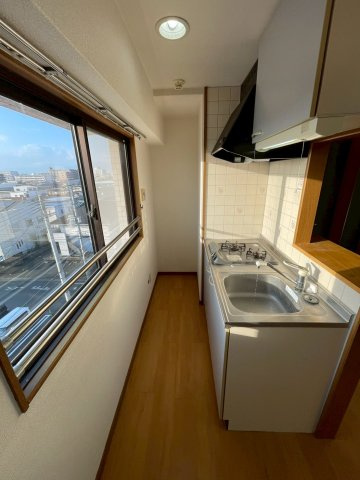 久留米市南４丁目の賃貸マンションの居間・リビング