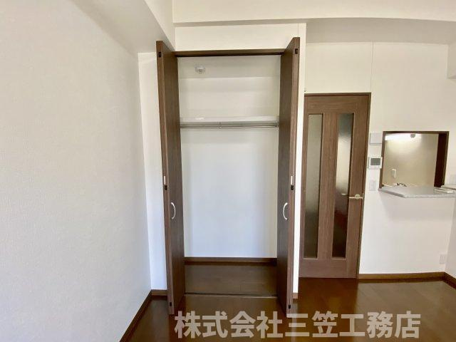枚方市楠葉並木２丁目の賃貸マンションの収納