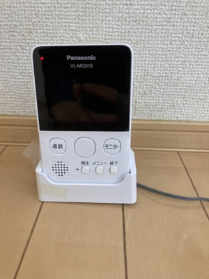 【セキュリティ】 | クローバーアベニュー | 来訪者の確認のできるモニタ付インターホン