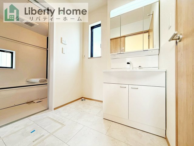 土浦市おおつ野6丁目10番　新築戸建　A号棟の脱衣所