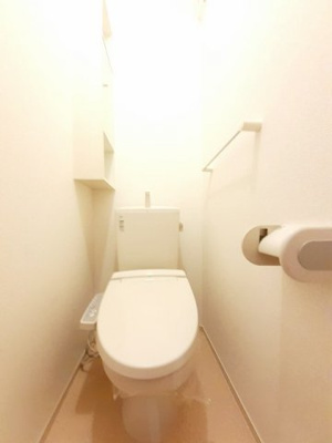 【トイレ】 | イーストハイツ | シンプルで使いやすいトイレです