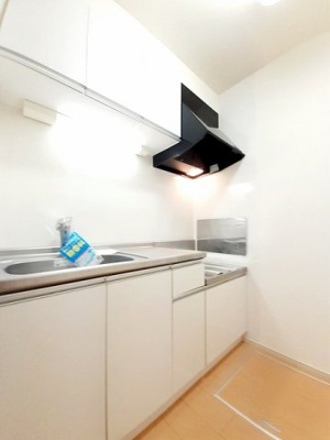 【キッチン】 | イーストハイツ | きれいなキッチンです
