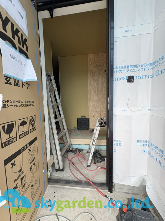 藤沢市大鋸第21　新築戸建　全2棟2号棟の玄関