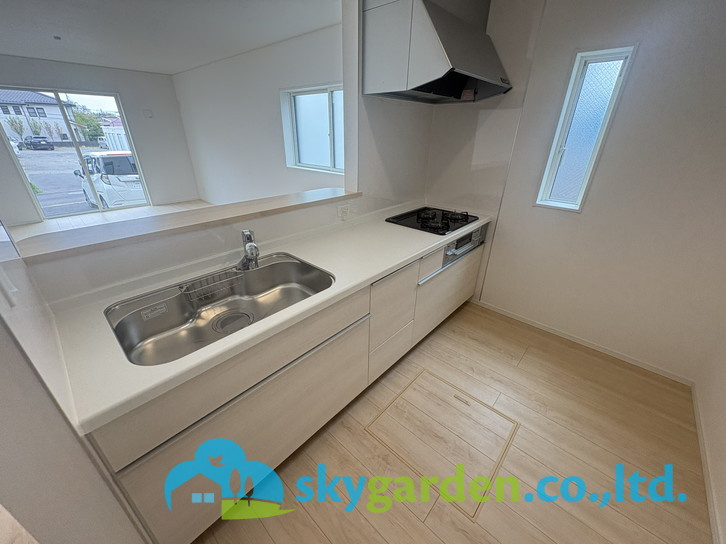 藤沢市大鋸第21　新築戸建　全2棟1号棟のキッチン|お料理しやすいキッチンです