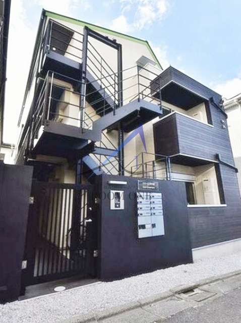 クラーロ三軒茶屋