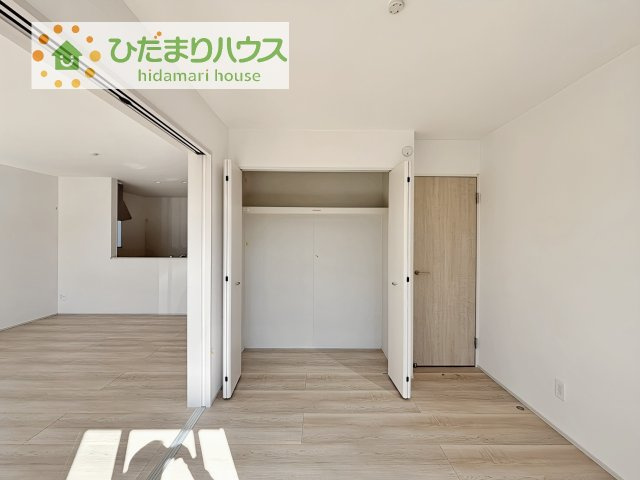 【収納】 | 土浦市右籾2448番　新築戸建　A号棟 | （１階洋室収納）